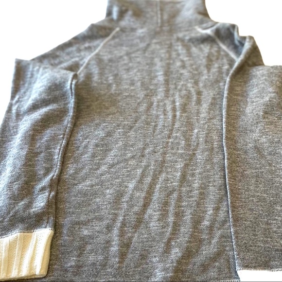 🐝Reitmans Hyba• Mixed Media Cowl Neck Sweater • Women’s Medium •Grey White •NWT - Picture 2 of 2